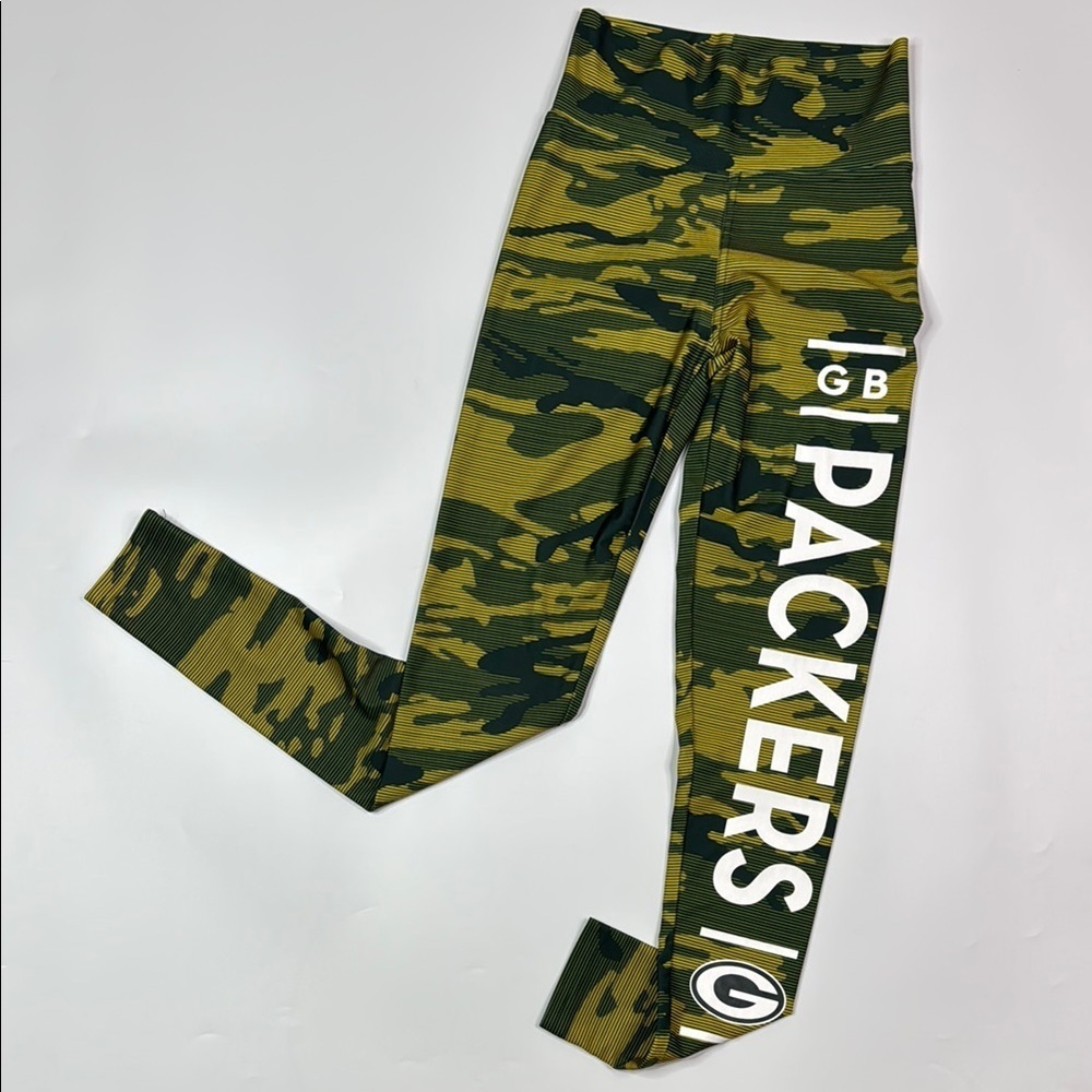 NFL Green Bay Packers Green Camo Leggings Size Small